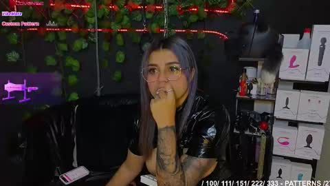 Molly -  INDEPENDENT MODEL online show from 09-20-25, 07:53