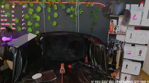 Molly -  INDEPENDENT MODEL online show from 09-21-25, 09:16