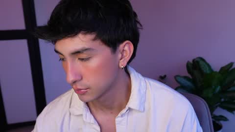 Snapshot of sweettaaron chatting on 06-07-26, 10:24 Andy online show from 06-07-26, 10:24