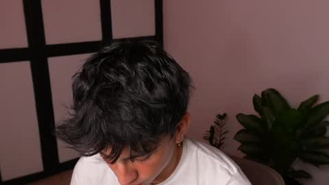 Snapshot of sweettaaron chatting on 06-08-26, 11:49 Andy online show from 06-08-26, 11:49