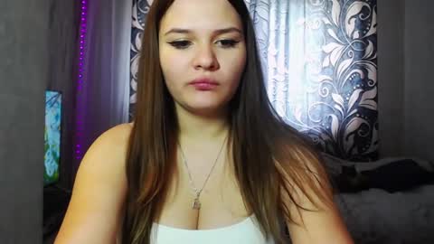 Snapshot of sweettchloe chatting on 05-13-26, 09:39 SweetTChloe online show from 05-13-26, 09:39
