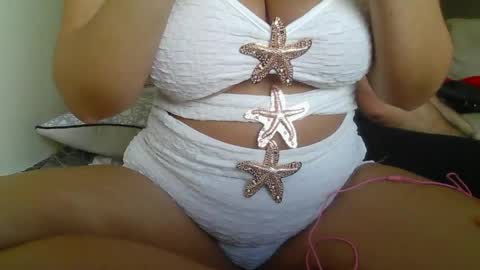 Snapshot of sweetthensinful chatting on 06-09-26, 09:43 sweetthensinful online show from 06-09-26, 09:43
