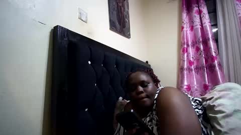 Snapshot of sweetthick_2 chatting on 02-03-26, 09:53 PEACHES online show from 02-03-26, 09:53