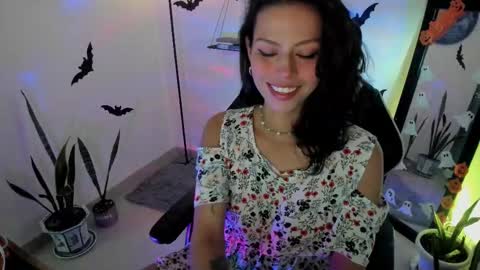 Snapshot of sweettianna chatting on 10-08-25, 02:36 shamanta Independent modelHelp me reach 100 thumbs up online show from 10-08-25, 02:36