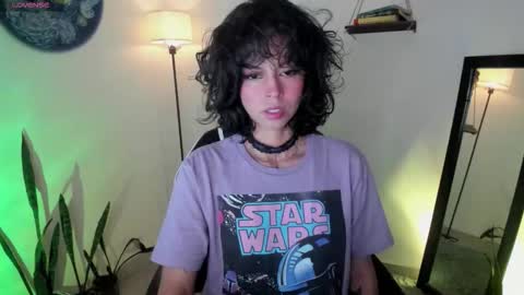 Snapshot of sweettianna chatting on 01-17-26, 02:27 shamanta Independent modelHelp me reach 100 thumbs up online show from 01-17-26, 02:27