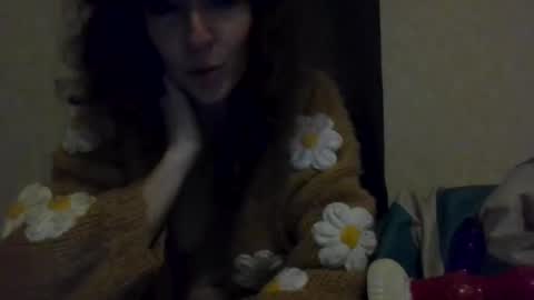 Snapshot of sweettoothtrixie chatting on 12-13-24, 07:25 Sweet Tooth Trixie online show from 12-13-24, 07:25