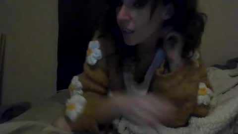 Snapshot of sweettoothtrixie chatting on 12-28-24, 04:41 Sweet Tooth Trixie online show from 12-28-24, 04:41