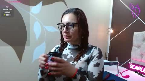 Scarlet online show from 11-23-25, 12:05