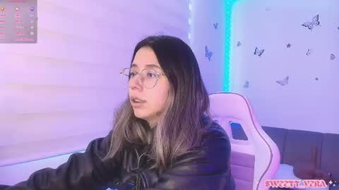 Veronica Independent Model online show from 04-27-26, 12:25