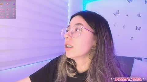 Snapshot of sweettvera_ chatting on 04-28-26, 12:32 Veronica Independent Model online show from 04-28-26, 12:32
