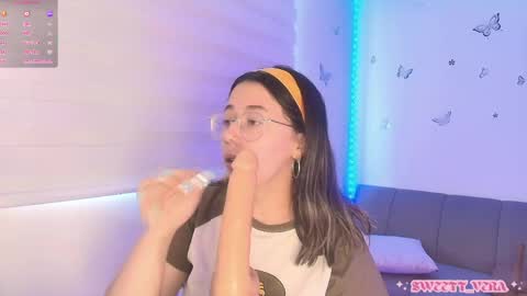 Snapshot of sweettvera_ chatting on 05-11-26, 02:45 Veronica Independent Model online show from 05-11-26, 02:45