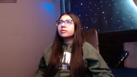 Snapshot of sweety_ashly chatting on 02-20-25, 11:31 Ashley 3 online show from 02-20-25, 11:31