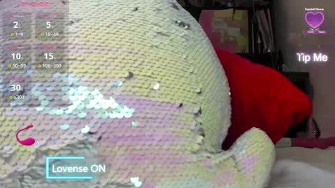 Snapshot of sweety_cum chatting on 09-26-25, 06:45 Mia online show from 09-26-25, 06:45