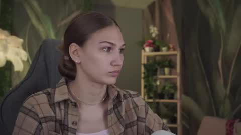 Emily online show from 06-02-26, 08:16