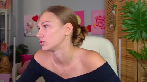 Emily online show from 07-13-26, 10:51