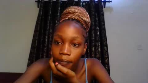 Snapshot of sweety_melanin chatting on 06-05-26, 09:15 Vickky online show from 06-05-26, 09:15