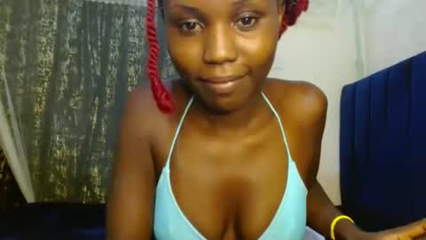 Snapshot of sweety_spixxy chatting on 05-09-26, 12:05 Dolly online show from 05-09-26, 12:05