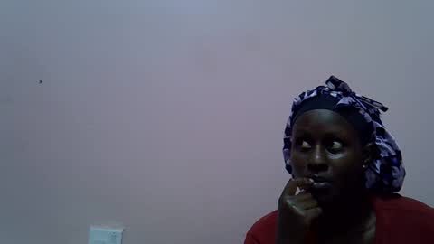 Snapshot of sweety_starlit chatting on 04-14-26, 11:05 sweety_starlit online show from 04-14-26, 11:05
