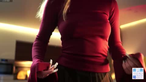 Bella . online show from 11-24-25, 09:36