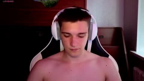 Alex online show from 06-30-26, 05:03