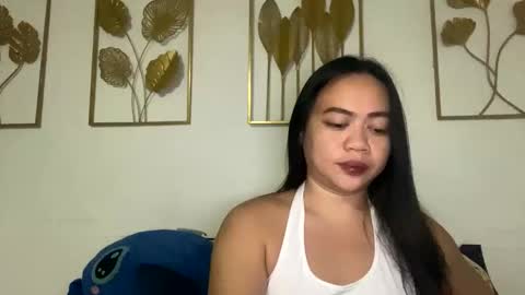 Snapshot of sweetyasian_ chatting on 10-17-25, 01:57 stacey online show from 10-17-25, 01:57