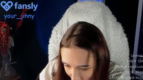 Snapshot of sweetyjinn chatting on 03-29-26, 08:31 Jinny online show from 03-29-26, 08:31