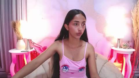 Snapshot of sweetylally chatting on 09-26-25, 12:09 LAURA online show from 09-26-25, 12:09