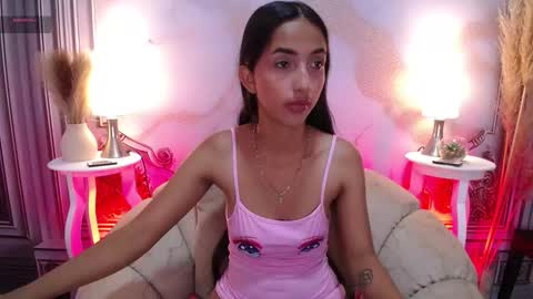 Snapshot of sweetylally chatting on 10-02-25, 11:50 LAURA online show from 10-02-25, 11:50