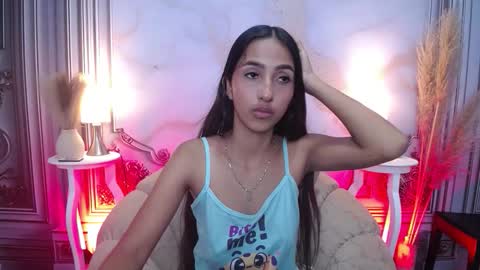 Snapshot of sweetylally chatting on 10-14-25, 12:06 LAURA online show from 10-14-25, 12:06