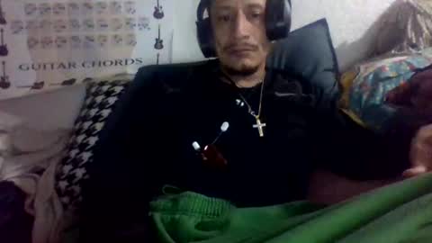 Snapshot of sweezybrown1 chatting on 01-12-26, 12:27 MR. SWEEZY online show from 01-12-26, 12:27