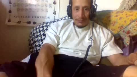 Snapshot of sweezybrown1 chatting on 04-11-26, 08:46 MR. SWEEZY online show from 04-11-26, 08:46