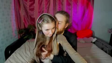 Slavik  Vikulik online show from 04-21-26, 04:34