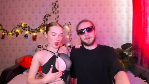 Snapshot of swiity_room_ chatting on 05-10-26, 02:11 Slavik Vikulik online show from 05-10-26, 02:11