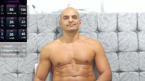    ------- Hi Im Willy  follow me do not forget to put the thumb up  online show from 01-03-25, 01:16