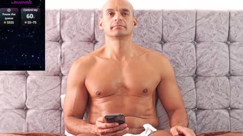    ------- Hi Im Willy  follow me do not forget to put the thumb up  online show from 01-27-25, 03:07