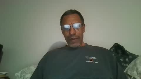 swimmerbod2495 online show from 02-22-26, 03:29