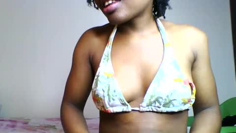 Snapshot of swit_candy chatting on 05-30-26, 03:42 Candy online show from 05-30-26, 03:42