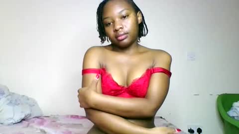 Snapshot of swit_candy chatting on 05-31-26, 03:47 Candy online show from 05-31-26, 03:47