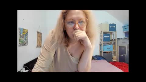 switchlorenx online show from 12-07-24, 02:42