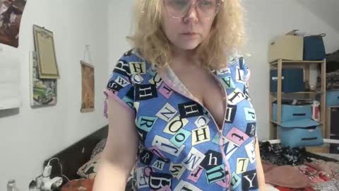 switchlorenx online show from 02-02-26, 09:52