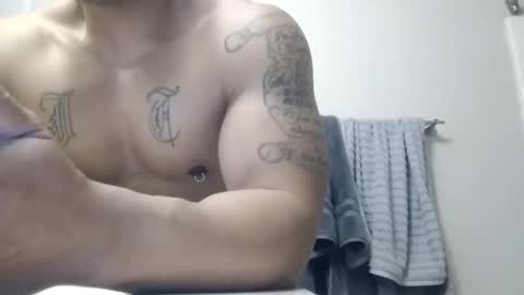 swollenhelmenthead online show from 01-01-25, 09:41