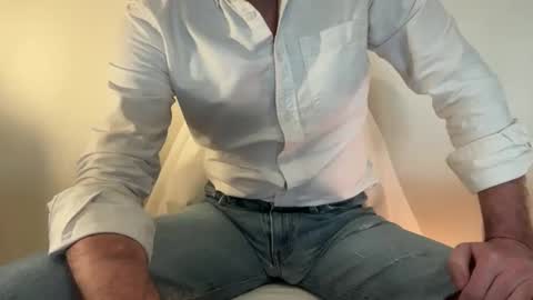 Snapshot of swtlick chatting on 12-14-25, 09:58 Swtlick online show from 12-14-25, 09:58