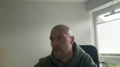 sx1904 online show from 10-14-25, 03:13