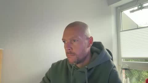 sx1904 online show from 10-15-25, 10:26