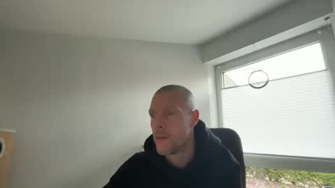 sx1904 online show from 03-12-26, 12:00