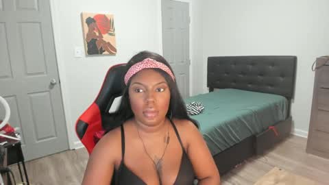 Snapshot of sxamleuy chatting on 02-14-25, 04:04 sxamleuy online show from 02-14-25, 04:04