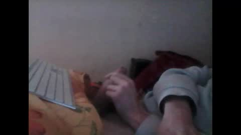 Snapshot of sylens788343 chatting on 01-08-26, 11:45 sylens788343 online show from 01-08-26, 11:45