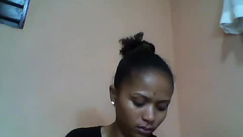 sylvaniah01 online show from 06-22-26, 05:59