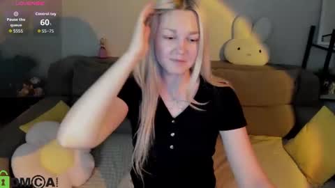 Sylvia online show from 07-24-26, 01:03