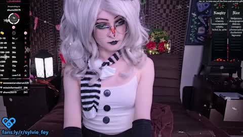 Sylvie online show from 12-22-24, 04:50